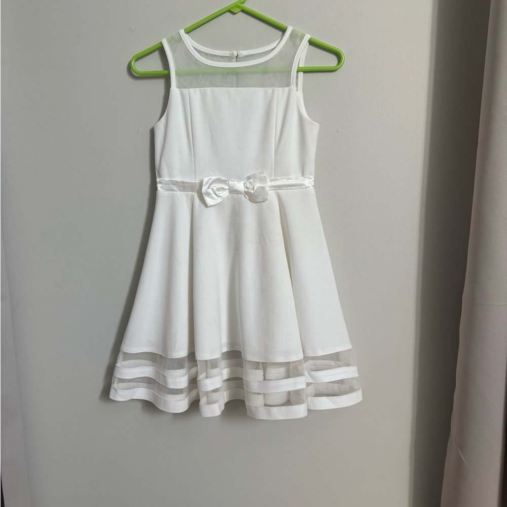 Calvin Klein size 10 white young girl dress